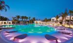 Der Pool abends