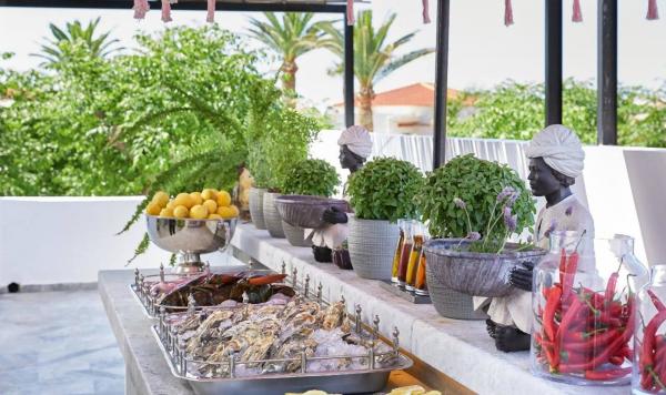 Erfrischendes Lebensmittel im Restaurant