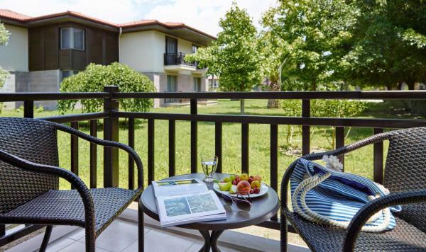 Wohnbeispiel mit Gartenblick