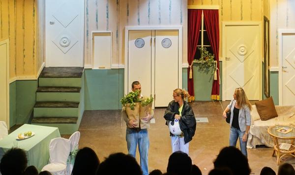 Abendunterhaltung im Theater