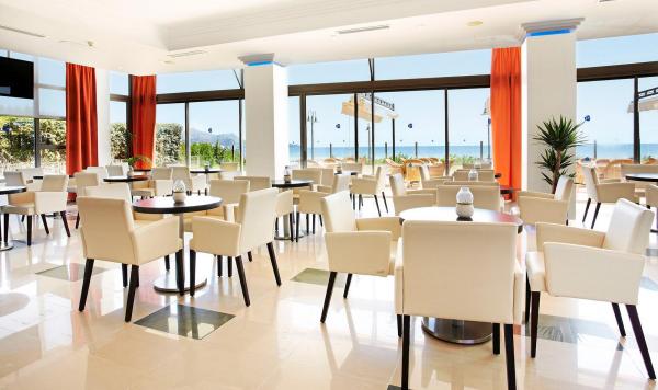 Sitzbereich im Inneren des Hotels