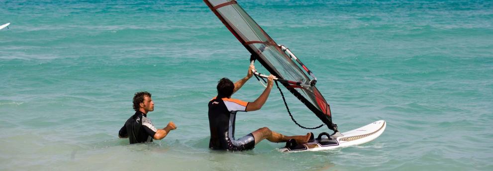 Surfen Esquinzo Playa