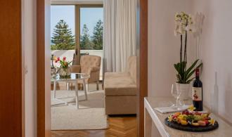 Palace Junior Suite Panoramic Sea View Flur