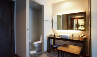 Deluxe Suite Premium