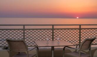 Signature bungalow sea front