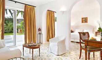 Open Plan Bungalow Suite