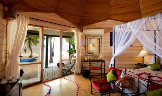 O Jacuzzi Beach Villa