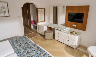 Africana Double Room Pool View