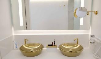 Ierapetra Suite Classic Sea View Badezimmer