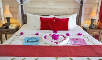 Sangu Water Villa Honeymoon Suite
