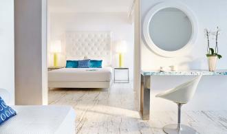White Family Suite
