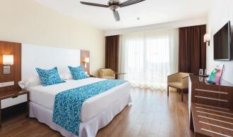 Doppelzimmer Poolblick