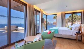 Doppelzimmer mit seitlichem Meerblick