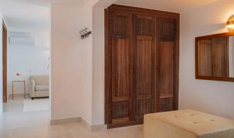 Bungalow Suite Sea Front Private Pool Flur