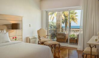 Presidential Villa Sea View Private Pool Schlafzimmer