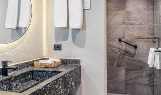 Naga Bay Bestpreis-Zimmer Badezimmer