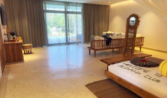 Swim-Up Juniorsuite Superior Schlaf-/Wohnbereich