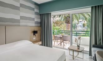 Rocca Nettuno Doppelzimmer Superior Gartenblick Schlafzimmer