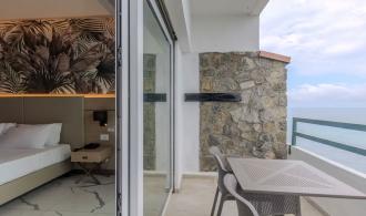 Rocca Nettuno Doppelzimmer Meerblick Balkon