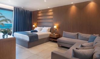 Luxury family room open plan sea view